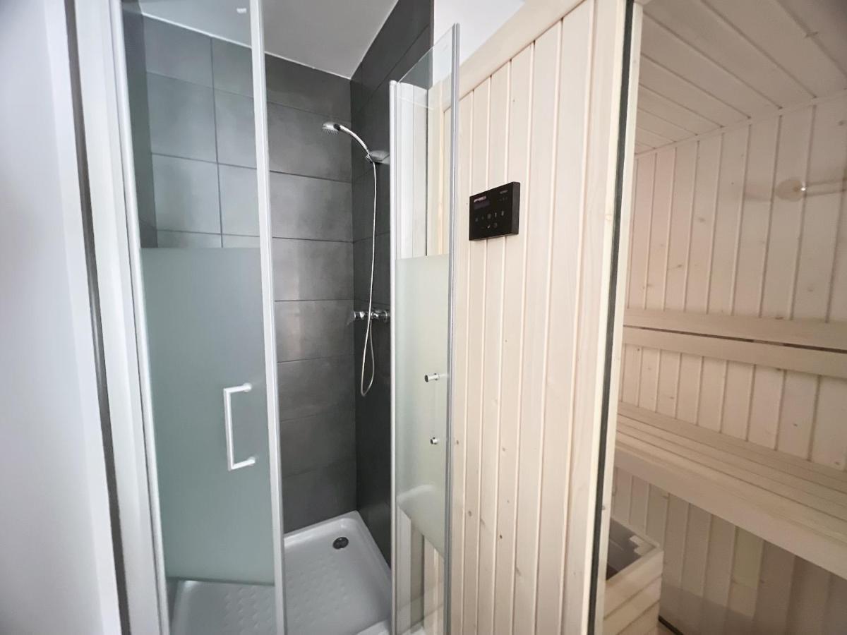 Luxury Sauna By Confortsky Pas De La Casa Luaran gambar