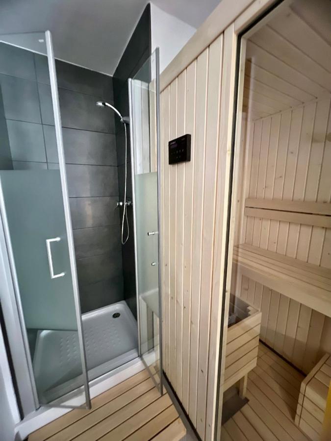 Luxury Sauna By Confortsky Pas De La Casa Luaran gambar
