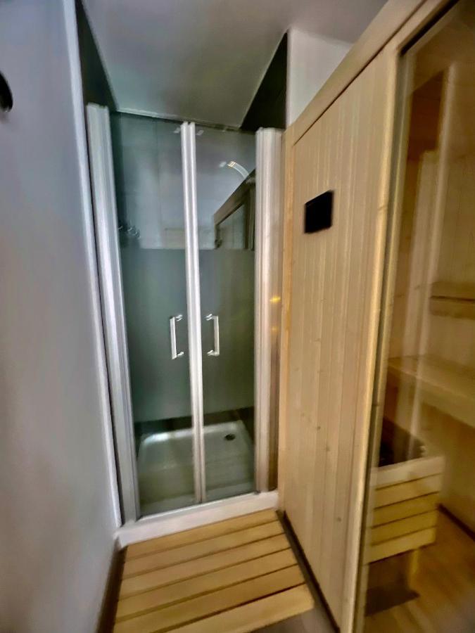 Luxury Sauna By Confortsky Pas De La Casa Luaran gambar